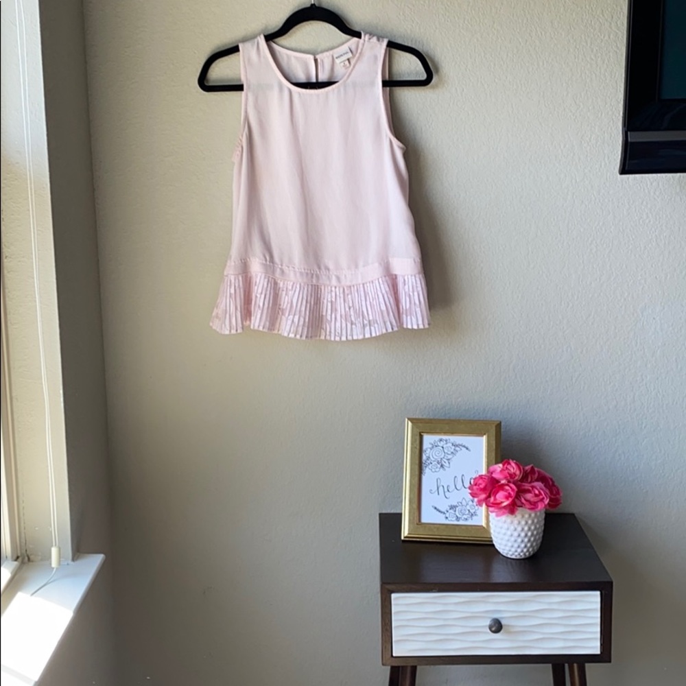 Beautiful ruffle hem pink top